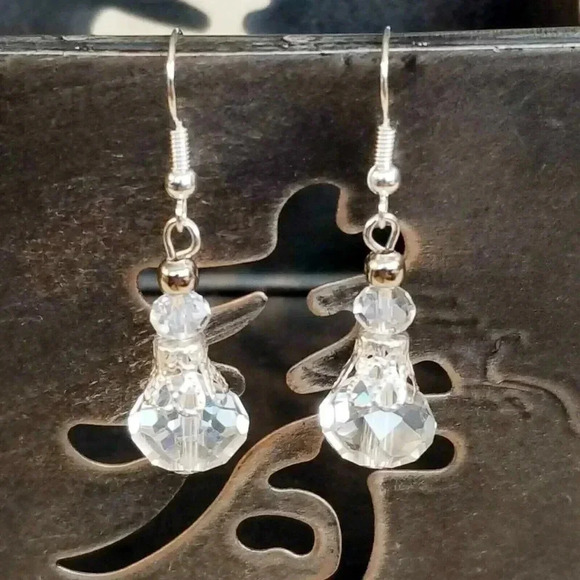 Hand Crafted Victorian Clear Crystal Silver Filigree Basket Earrings - Picture 1 of 8